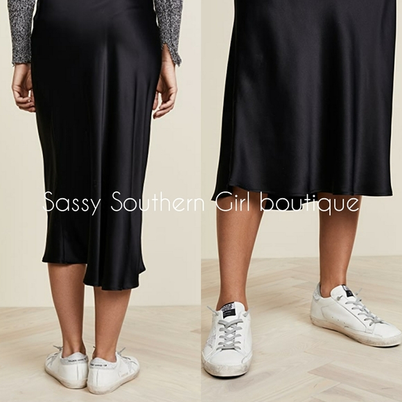 🆕⭐ Black matte satin midi skirt - Picture 4 of 11